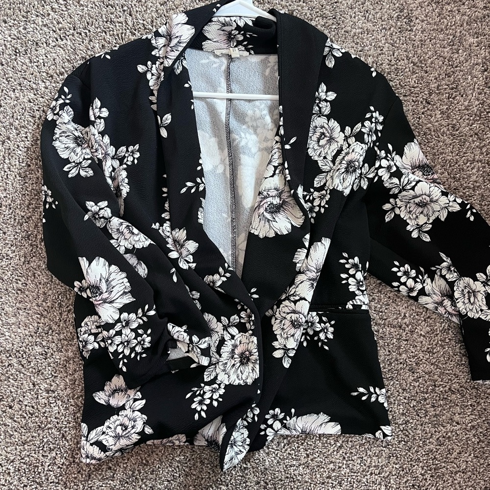 Maurices floral black white and pink blazer